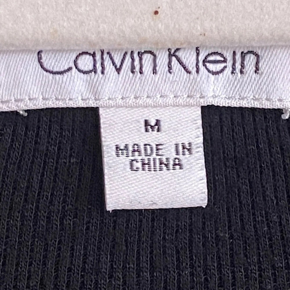 Calvin Klein beaded front 3/4 sleeve black top. Size M - Picture 4 of 5